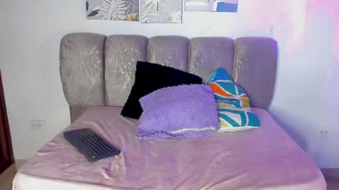 Snapshot of aylah_beckham chatting on June 2026 11:16:01 AM aylah_beckham online show from June 2026 11:16:01 AM