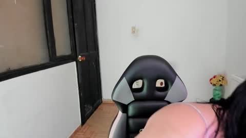 SandyMODELINDEPENDIENT online show from September 2025 12:07:01 PM