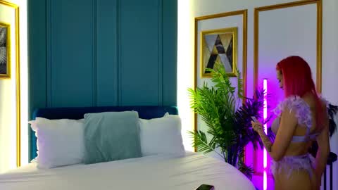 Ayla online show from October 2025 06:43:01 PM