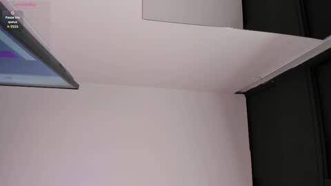 ayllin  online show from September 2025 07:47:02 PM