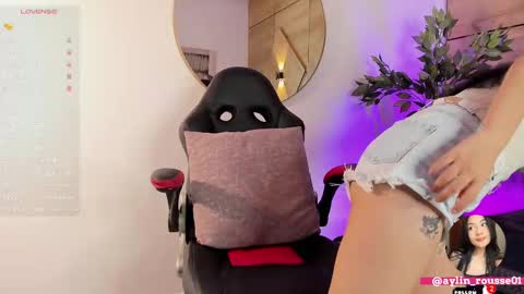 ayllin  online show from October 2025 07:34:02 PM