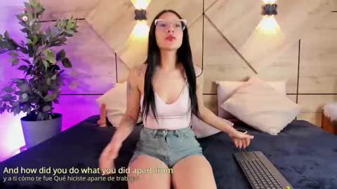 ayllin  online show from October 2025 07:33:02 PM