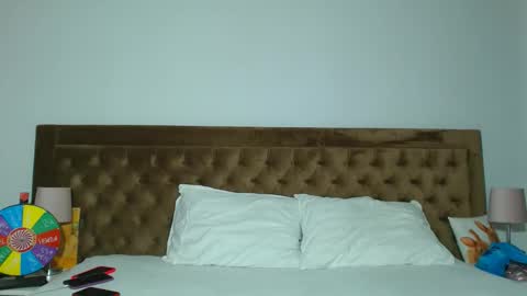 Aylin online show from February 2026 04:05:02 AM