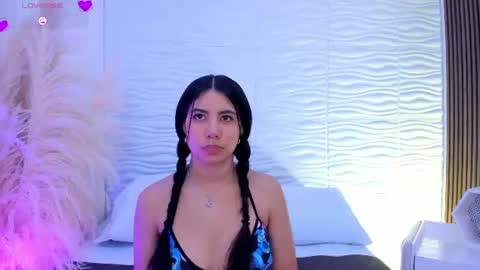 aylinlove_ online show from June 2026 11:30:02 AM