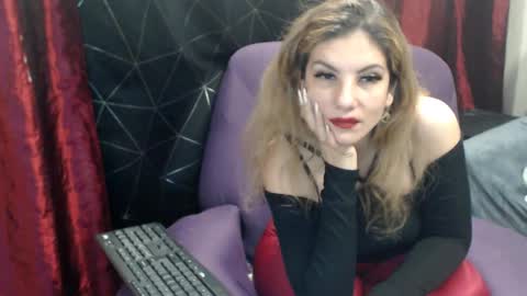 Dominatrix Queen online show from March 2025 06:37:02 PM