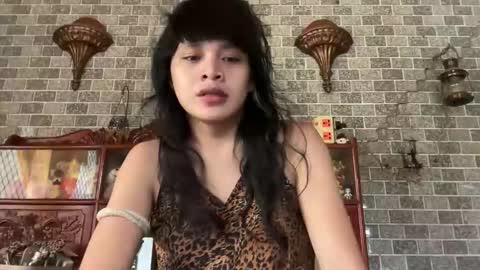 Snapshot of aymkyline chatting on November 2025 02:10:01 AM aymkyline online show from November 2025 02:10:01 AM