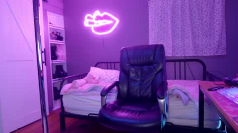 mia rand online show from January 2025 01:16:02 AM