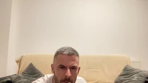 Snapshot of aysha1214 chatting on January 2026 01:18:01 AM HotwifeAysha online show from January 2026 01:18:01 AM