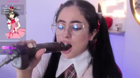 ayshel_lira online show from November 2025 02:16:02 PM