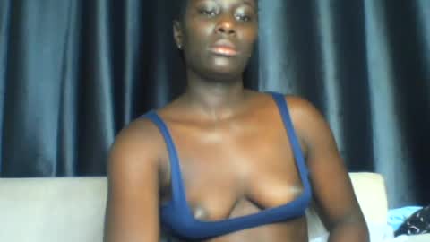 Snapshot of azaelia_iris chatting on June 2026 10:10:02 AM azaelia_iris online show from June 2026 10:10:02 AM