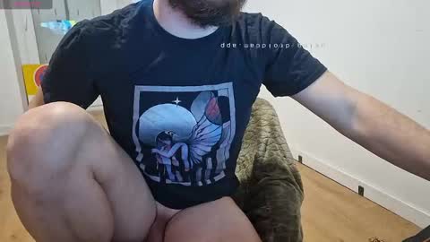 Snapshot of azagal22 chatting on January 2025 08:18:01 PM justin online show from January 2025 08:18:01 PM