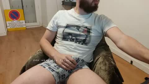 Snapshot of azagal22 chatting on January 2025 06:10:01 PM justin online show from January 2025 06:10:01 PM