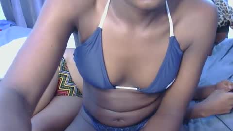 Azalea online show from November 2025 06:59:02 AM