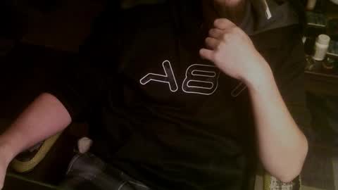 Snapshot of azinn chatting on October 2025 10:43:01 PM Zin online show from October 2025 10:43:01 PM