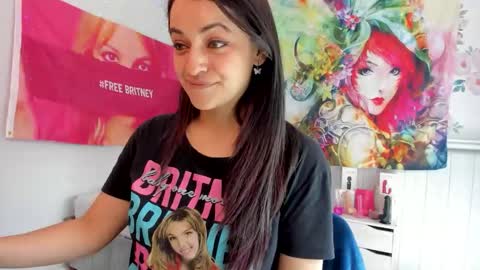 Snapshot of azucenaxxxgp chatting on November 2025 03:11:01 PM Azucena R online show from November 2025 03:11:01 PM