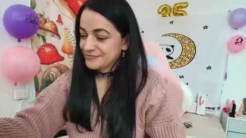 Snapshot of azucenaxxxgp chatting on May 2026 03:28:01 PM Azucena R online show from May 2026 03:28:01 PM
