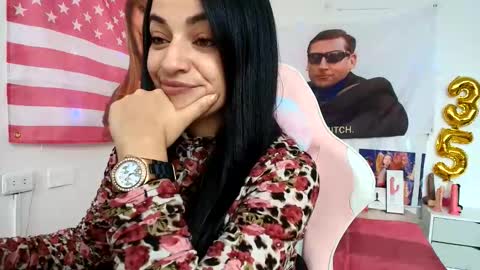 Snapshot of azucenaxxxgp chatting on May 2026 03:30:02 PM Azucena R online show from May 2026 03:30:02 PM