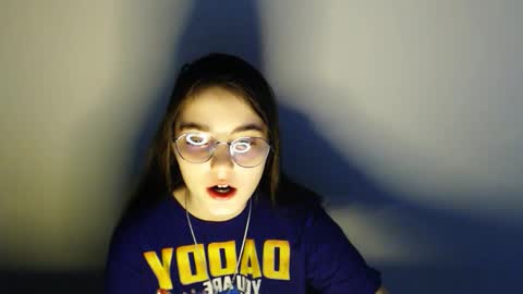 azumi_chan_ online show from November 2025 05:42:02 AM