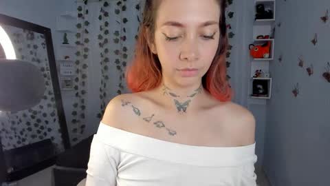 Snapshot of azumi_saan chatting on October 2025 02:42:02 AM azumi saan online show from October 2025 02:42:02 AM