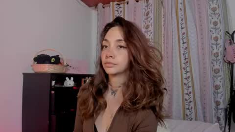 Snapshot of azumi_saan chatting on June 2026 02:14:02 AM azumi saan online show from June 2026 02:14:02 AM