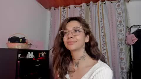 Snapshot of azumi_saan chatting on June 2026 02:46:02 AM azumi saan online show from June 2026 02:46:02 AM