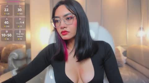 Azura online show from February 2026 07:25:02 PM