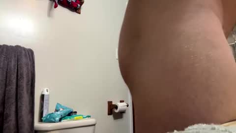 Snapshot of b00tyh0l3l0vin69 chatting on January 2026 11:30:02 PM Htwnswangngape online show from January 2026 11:30:02 PM