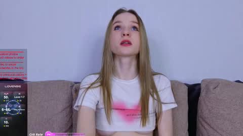 b4by_emilia online show from November 2025 06:23:01 AM