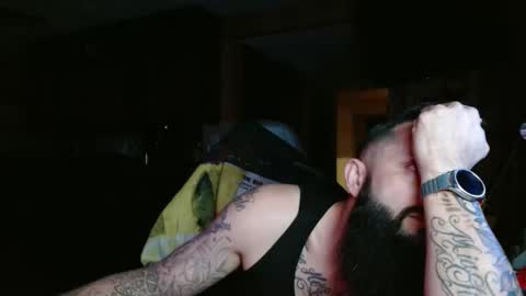 Snapshot of b713htx chatting on February 2026 08:18:02 AM Miguel online show from February 2026 08:18:02 AM