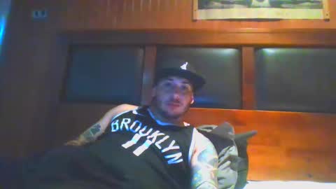 baadddboooy69 online show from October 2025 07:03:01 PM