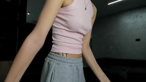 Snapshot of bab_boom chatting on November 2025 01:48:02 AM Monica online show from November 2025 01:48:02 AM