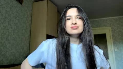 Caroline online show from May 2026 10:11:02 AM