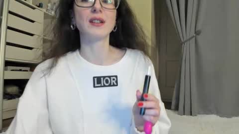 babby_jewel online show from November 2025 11:10:03 AM