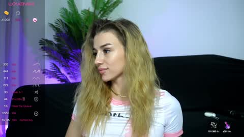 Snapshot of babbyaisha chatting on January 2025 01:08:01 AM Inna online show from January 2025 01:08:01 AM