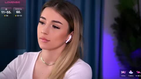 Snapshot of babbyaisha chatting on February 2025 09:48:02 PM Inna online show from February 2025 09:48:02 PM