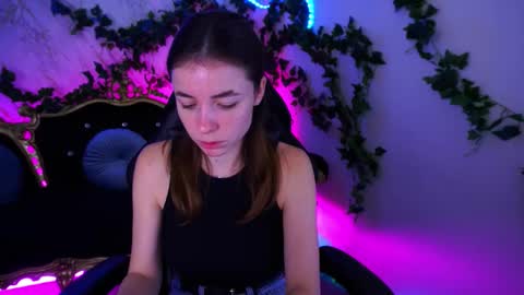 Babe online show from November 2025 08:15:02 AM