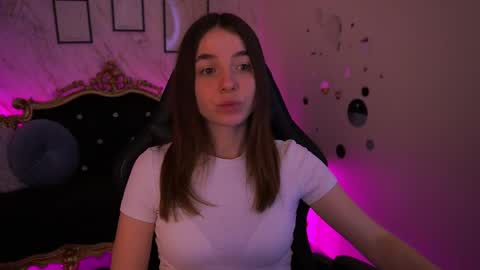 Babe online show from April 2026 06:47:01 AM