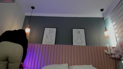 babe_sophiee online show from October 2025 12:47:01 PM