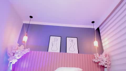 babe_sophiee online show from October 2025 03:09:02 AM