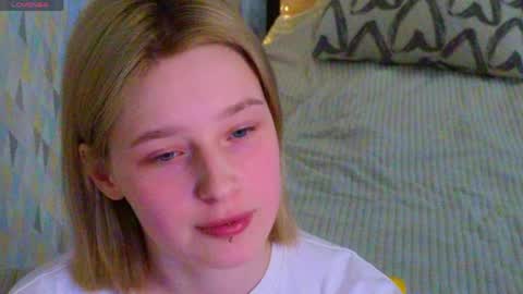 Sweety Eva online show from April 2026 10:59:01 AM