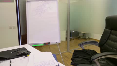 Olivia and Lexi online show from March 2025 08:24:02 AM