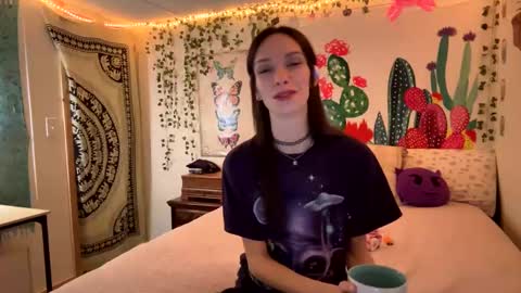 Fern Browning online show from January 2025 03:55:01 PM