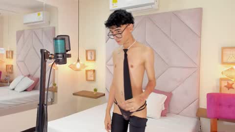 Ander online show from January 2025 03:15:01 PM