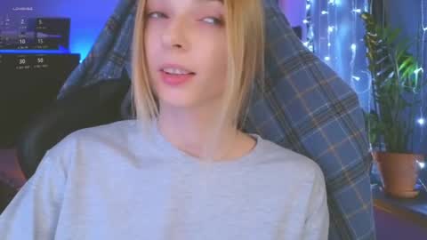 baby gopn1k online show from December 2024 03:00:01 PM