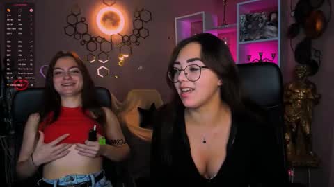 Snapshot of baby_hotte chatting on November 2025 09:20:02 AM baby online show from November 2025 09:20:02 AM