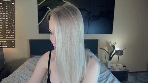 Emily online show from March 2025 09:10:02 AM