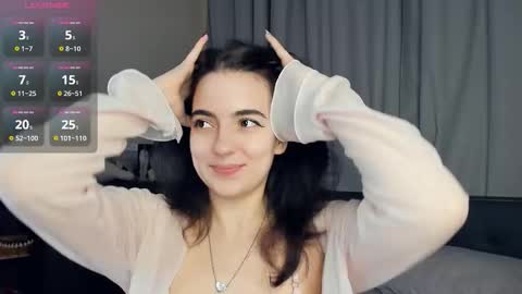 Emily online show from November 2025 07:22:01 AM