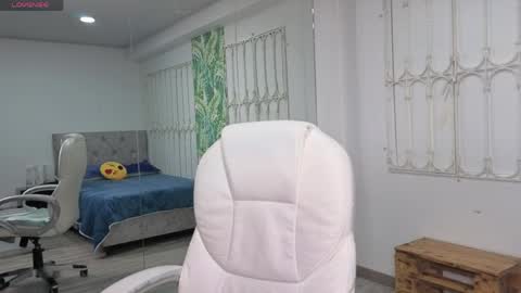 Snapshot of baby_julieta00 chatting on May 2026 11:27:01 AM Julieta online show from May 2026 11:27:01 AM