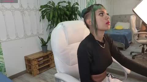 Snapshot of baby_julieta00 chatting on May 2026 11:30:02 AM Julieta online show from May 2026 11:30:02 AM