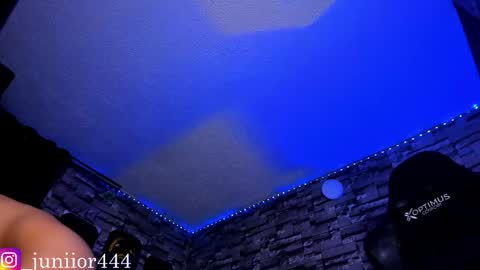 Junior       Independent Model online show from December 2025 09:29:02 AM